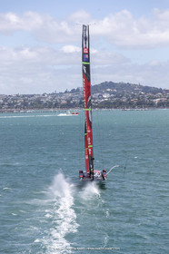 11 12 2020 - Auckland (NZL) - 36th America's Cup - Practice Sessions - Day 3 - Emirates Team New Zealand