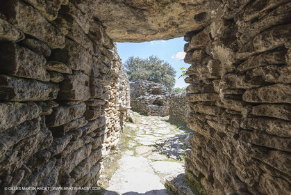 1 6 2018, Gordes (FRA,84) Le village des Bories