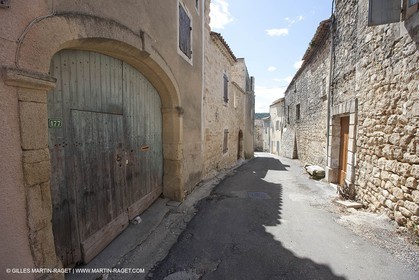 28 04 2009 - Russan - Commune de Ste Anastasie (FRA, 30) - Atlas Nîmes Métropole - campagne 2009