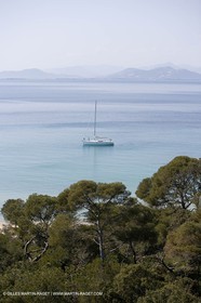 Cruising monohull mooring