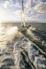 Voile, VVItesse, records, foils, l'Hydroptère