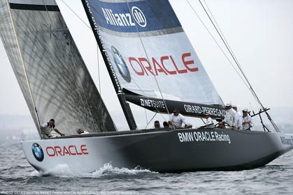 25 04 2007-Valencia (Spain)- 32nd America's Cup - Louis Vuitton Cup - RR1 - Day 10 - BMW ORACLE Racing