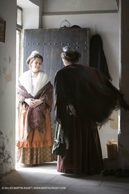 18 02 2007 - Saint Rémy de Provence - Reine d'Arles dans les Alpilles - Mas de Frederic  Mistral