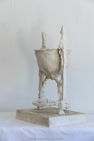 12 07 2020, St Rémy de Provence (FRA, 13) Oeuvre Germaine Richier, Fonts Baptismaux, moyen, 1957, plâtre original, Collection particulière