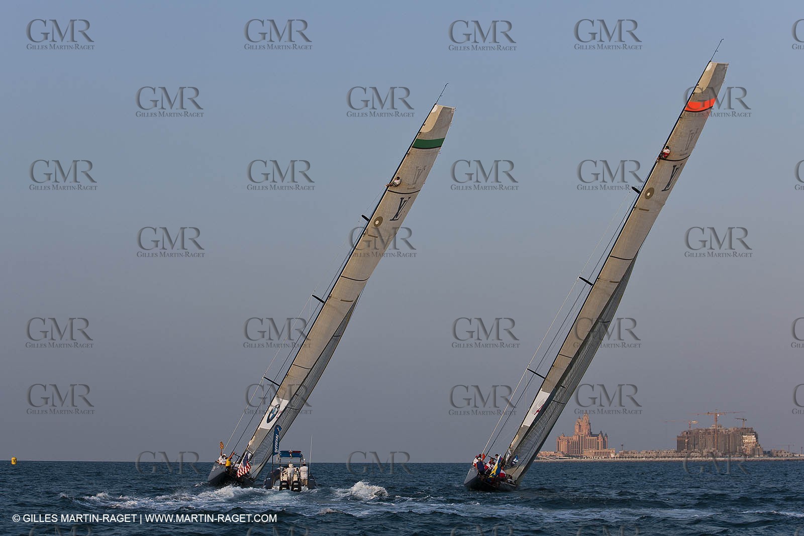 21 11 2010 - Dubai (UAE) - Dubai Louis Vuitton Trophy -  Round 2 - BMW ORACLE Racing