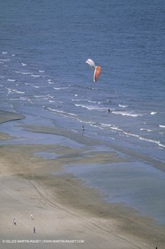Watersports, Kite surfing