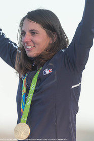 14 08 2016, Rio de Janeiro (BRA), 2016 Olympic Games, Sailing, RSX Women medal ceremony, Charline Picon (FRA)