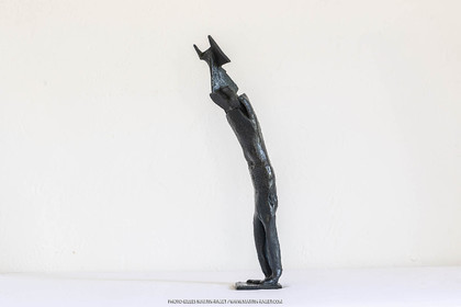19 07 2020, St Rémy de Provence, (FRA,13), Oeuvre de Germaine Richier, Tauromachie 1956, bronze patinée foncée, numéroté 5 8, Fondeur L.Thinot, 43 X 7 X 12 cm, collection particulière,