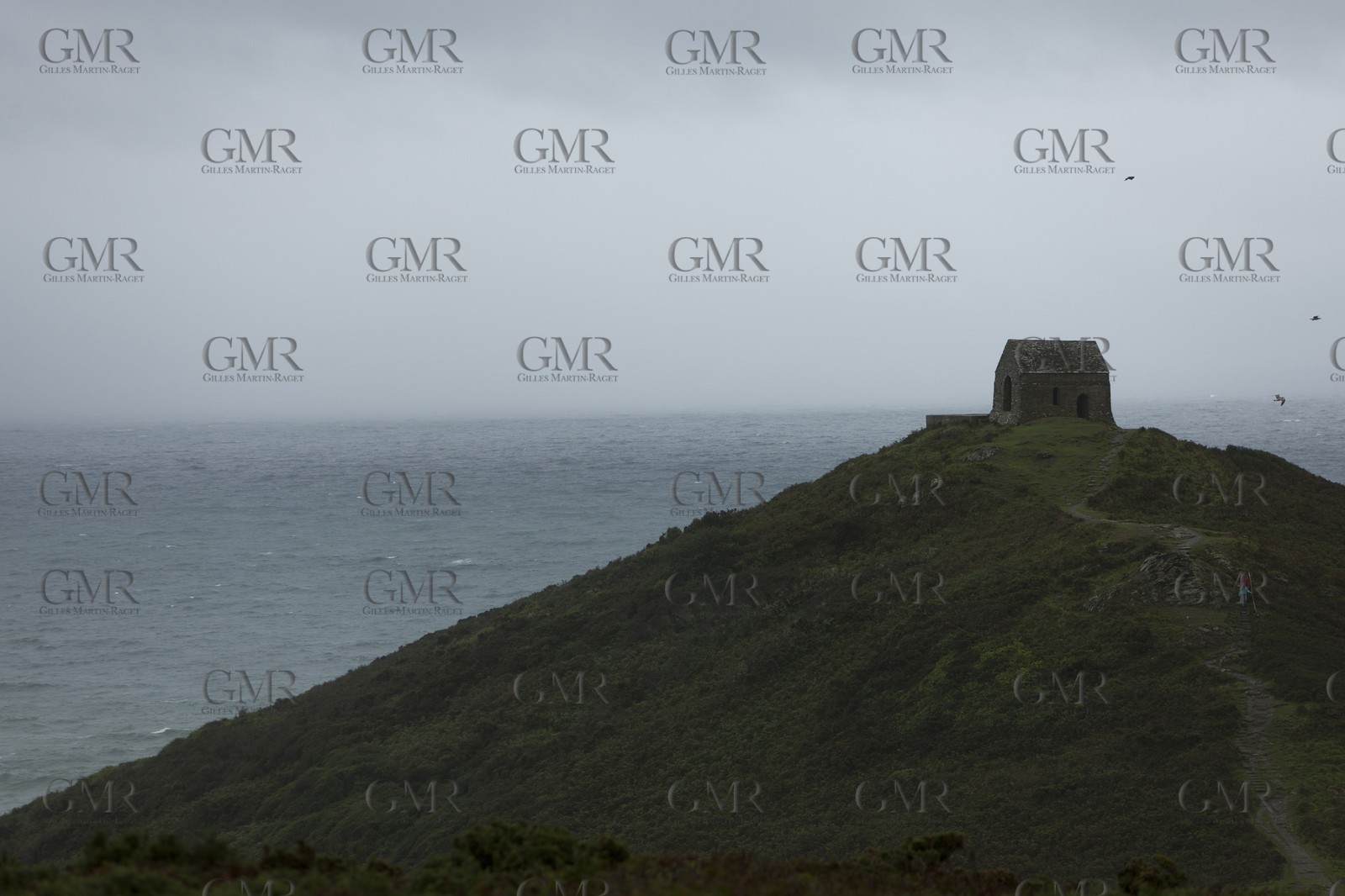 06 098 2011 - Plymouth (UK) - 34th America's Cup - AC World Series - Plymouth 2011 - Cornwall coast west of plymouth