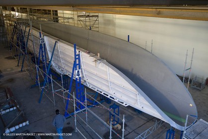 22 01 2008 - La Ciotat (FRA, 13) - Construction of cruising catamaran Nahema at H2X boatyard - Mould construction