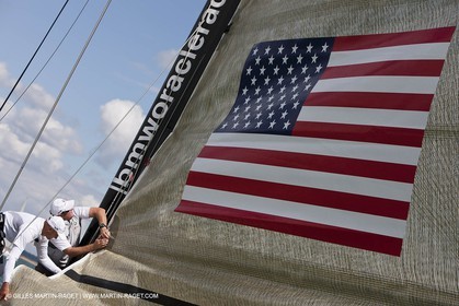 02 08 2010 - Cowes (UK, IOW) 1851 Cup -  BMW ORACLE Racing - Training Day.