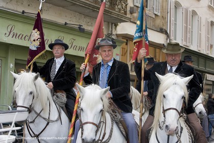 Arlésiennes en costume - Fête des Gardians - Arles