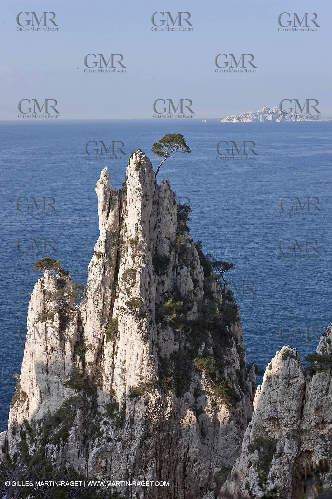 20 03 2009 - Marseille (FRA, 13) - Les Calanques - Pic de l'Eissadon and devenson cliffs