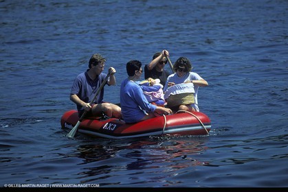 Cruising - People - Crew work