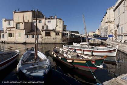 14 03 2012 - Martigues (FRA,13) - neighborhood Le Miroir (the mirror)