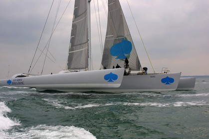 Geronimo - Jules Verne Trophy 2001 start - Brest