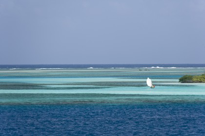 01 02 2008 - San Blas Archipelago (Panama) - Motor Yacht Senses
