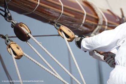 27 09 2011 - Saint Tropez (FRA, 83) - Voiles de Saint Tropez - Yachts classiques - jour 1