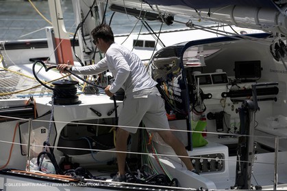 05 07 2012 - New York (USA) - Ocean Krys Race - Speed runs in fornt of NY city