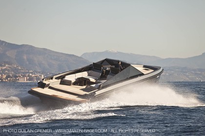 11 11 2009 - Saint Jean Cap Ferrat (FRA,06) Wally Yachts - Wallypower 55