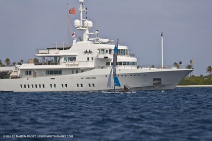 01 02 2008 - San Blas Archipelago (Panama) - Motor Yacht Senses
