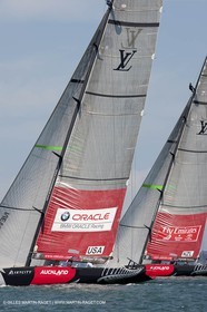 23 01 2009 - Auckland (NZL) - Louis Vuitton Pacific Series - BMW ORACLE Racing - Tuning up onboard Emirates Team New Zealand yacht