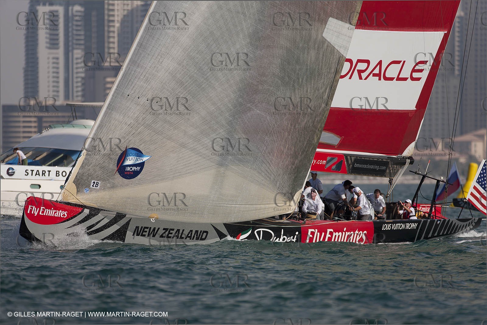 16 11 2010 - Dubai (UAE) - Dubai Louis Vuitton Trophy -  BMW ORACLE Racing Vs Synergy