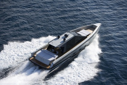 29 09 2007 - St Jean Cap Ferrat - Wally Yachts - Wally Power 70 - Lau Lau