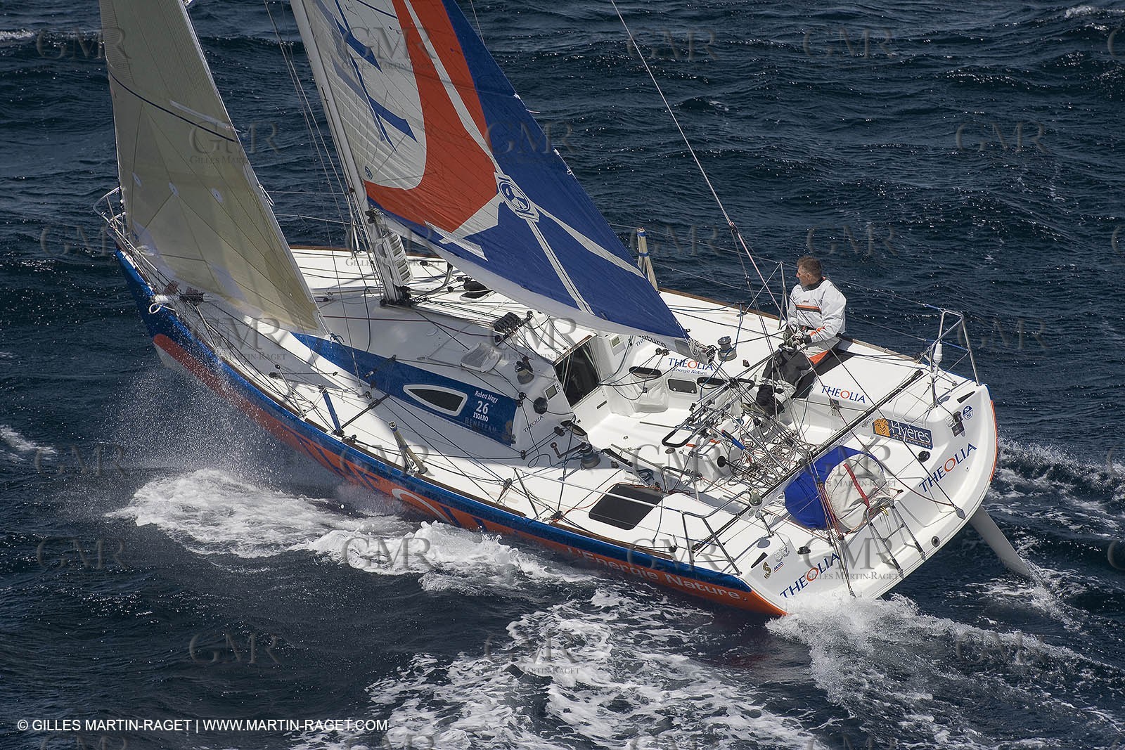06-26-2007 - FIGARO II - THEOLIA - Skipper : Robert Nagy - Training off Marseille (south France) with strong wind conditions