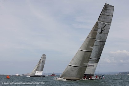01 02 2009 - Auckland (NZL) -  Louis Vuitton Pacific Series -  Racing Day 4 - Round Robin 2 - BMW ORACLE RAcing Vs Pataugas by K-Challenge