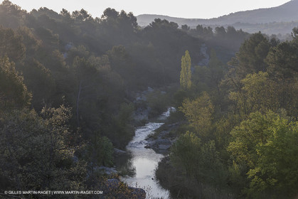 21 04 2018, Bonnieux (FRA,84), Pont Julien et environs