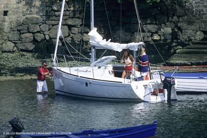 Voile, croisière, personnages