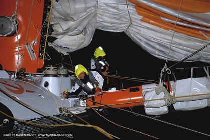 Orange 1 - Trophée Jules Verne 2002