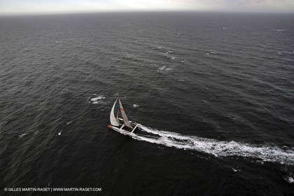 Orange II - 2004 Mediterranée Record - Start off Marseilles
