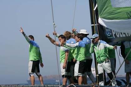 8 05 2007-Valencia (Spain)- 32nd America's Cup - Louis Vuitton Cup - RR2 - Day 10 - BMW ORACLE Racing