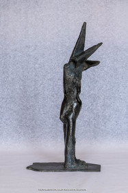 05 08 2019, Marseille (FRA), Oeuvre de Germaine Richier, Guerrier n° 2 1953, Bronze patiné foncé, Fondeur : L.Thinot, Paris, 39 x 9 x 20 cm, Collection particulière
