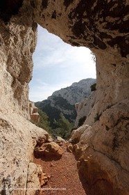 25 03 2009 - Marseille (FRA, 13) - Les Calanques - Massif de Marseilleveyre - La Roche Percée