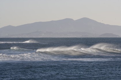 02 01 2007 - Sausset les Pins (13) - Vagues de Mistral