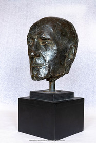 13 01 2003, Marseille (FRA,13), Oeuvre de Germaine Richier, Heinz, 1944, bronze patiné foncé, épreuve d'exposition, Fondeur : Susse, Paris, 30 X 19 X 24 cm, collection particulière