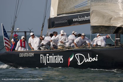 14 11 2010 - Dubai (UAE) - Dubai Louis Vuitton Trophy -  BMW ORACLE Racing - Race Day 1