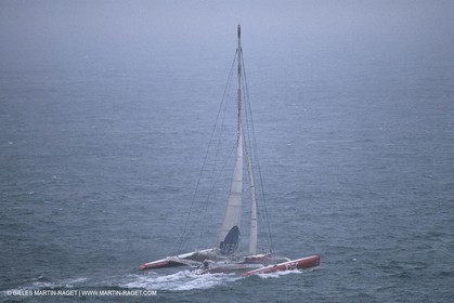 Sailing, Offshore racing, records, Round The World non stop solo, Idec, Francis Joyon