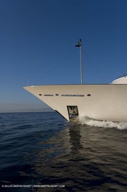 28 07 2007 - St Jean Cap Ferrat - SuperYachts - Motor Yachts - Hampshire