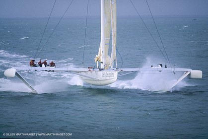 Sailing, Overall speed record attempt, L'Hydroptère