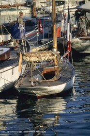 Petits yachts classiques, small classic yachts