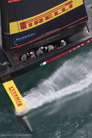 10 12 2020 - Auckland (NZL) - 36th America's Cup - Practice Sessions - Day 2 -Luna Rossa Prada Pirelli Team