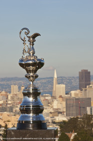 04 01 2011 - San Francisco (USA, CA) - 34th America's Cup - The America's Cup in San Francisco - Dowtown