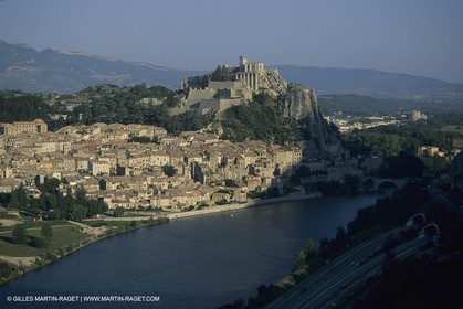 France, Provence, Haute Provence, Val de Durance, Durance river valley, Sisteron