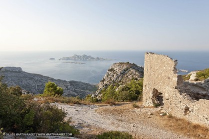 10 09 2009 - Marseille (FRA, 13) - Les Calanques - Massif de Marseilleveyre - Vue du sommet