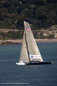 05 08 2010 - Cowes (UK, IOW) - The 1851 Cup -  BMW ORACLE Racing - Round The Island Race - Passing Ste Catherine Lighthouse