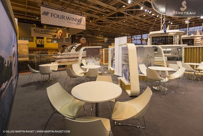 10 12 2013 - Paris (FRA,75) -Paris Boat Show - Beneteau booth